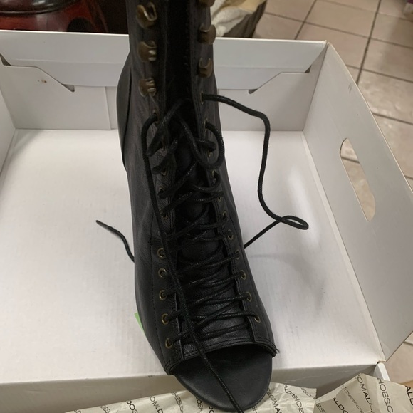 Black open toe Booties - Picture 1 of 4